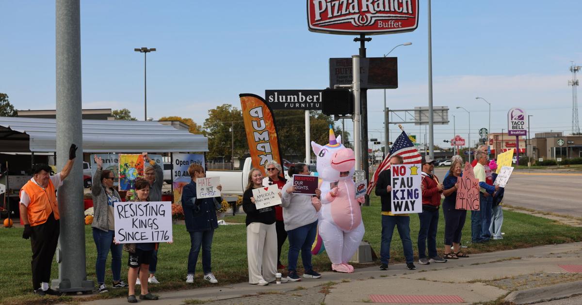 Dozens of protestors attend No Kings rally in Columbus