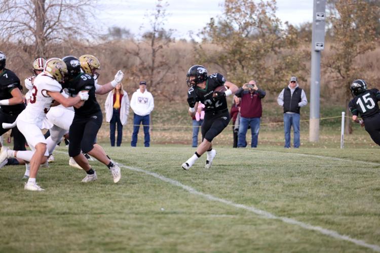 HowellsDodge football falls short of state title game