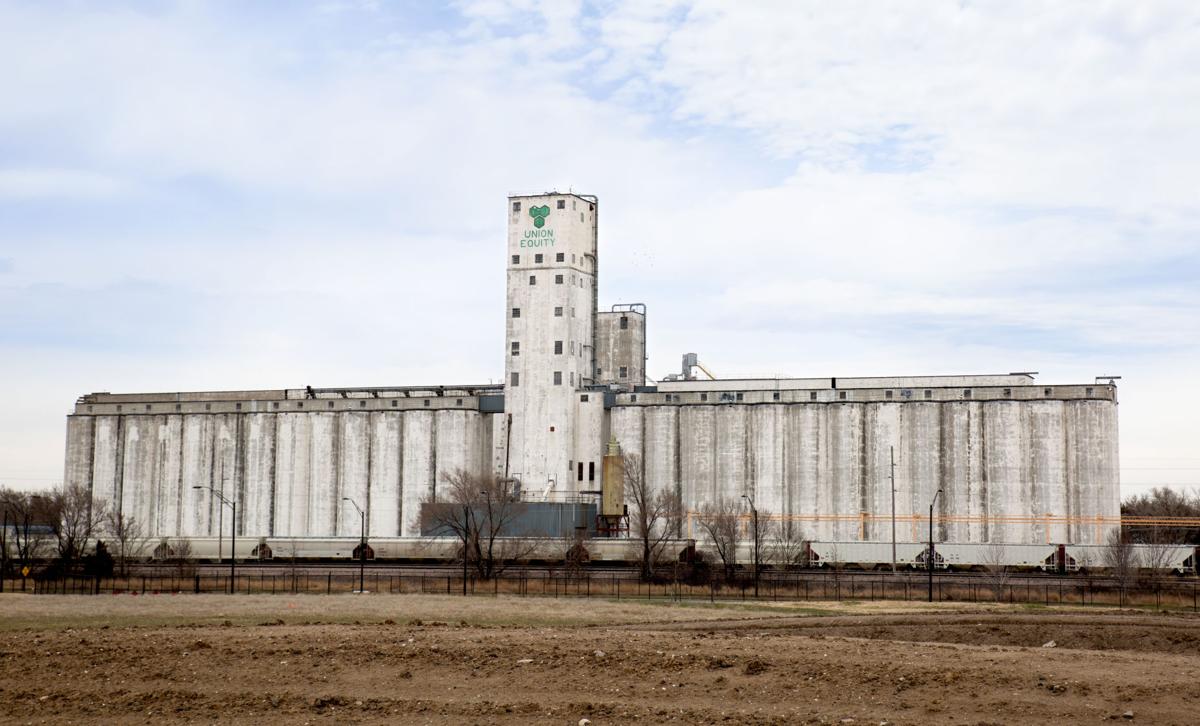 Lincoln grain elevator to be covered in art as part of new initiative