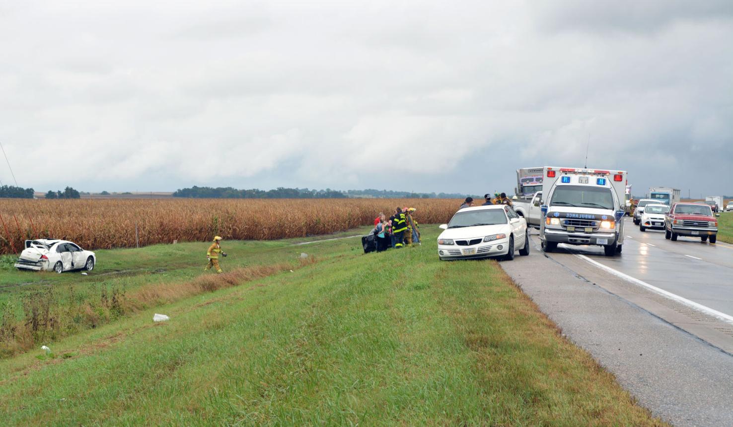 Three cars part of accident between Schuyler, Columbus