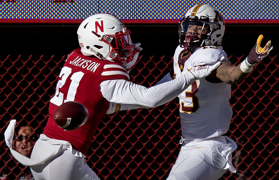 Projected as draft pick, Lamar Jackson heads to Jets as free agent