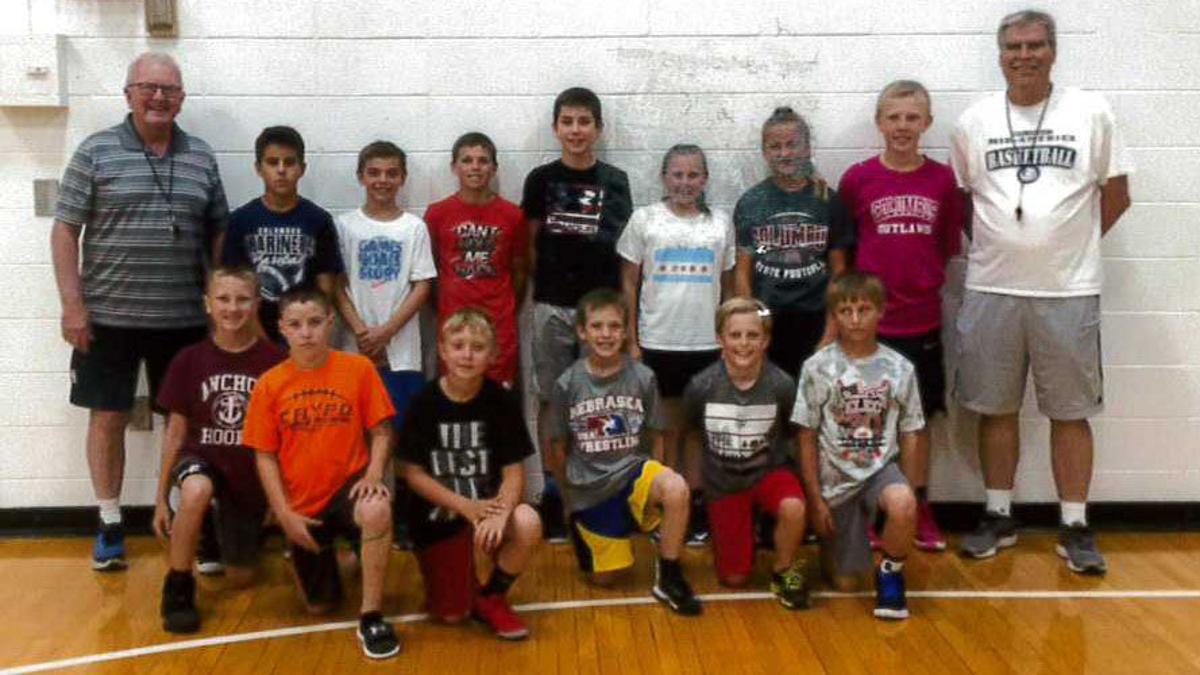 Trader Hoops Camp Helps Kids Improve On Court In Columbus Basketball Columbustelegram Com
