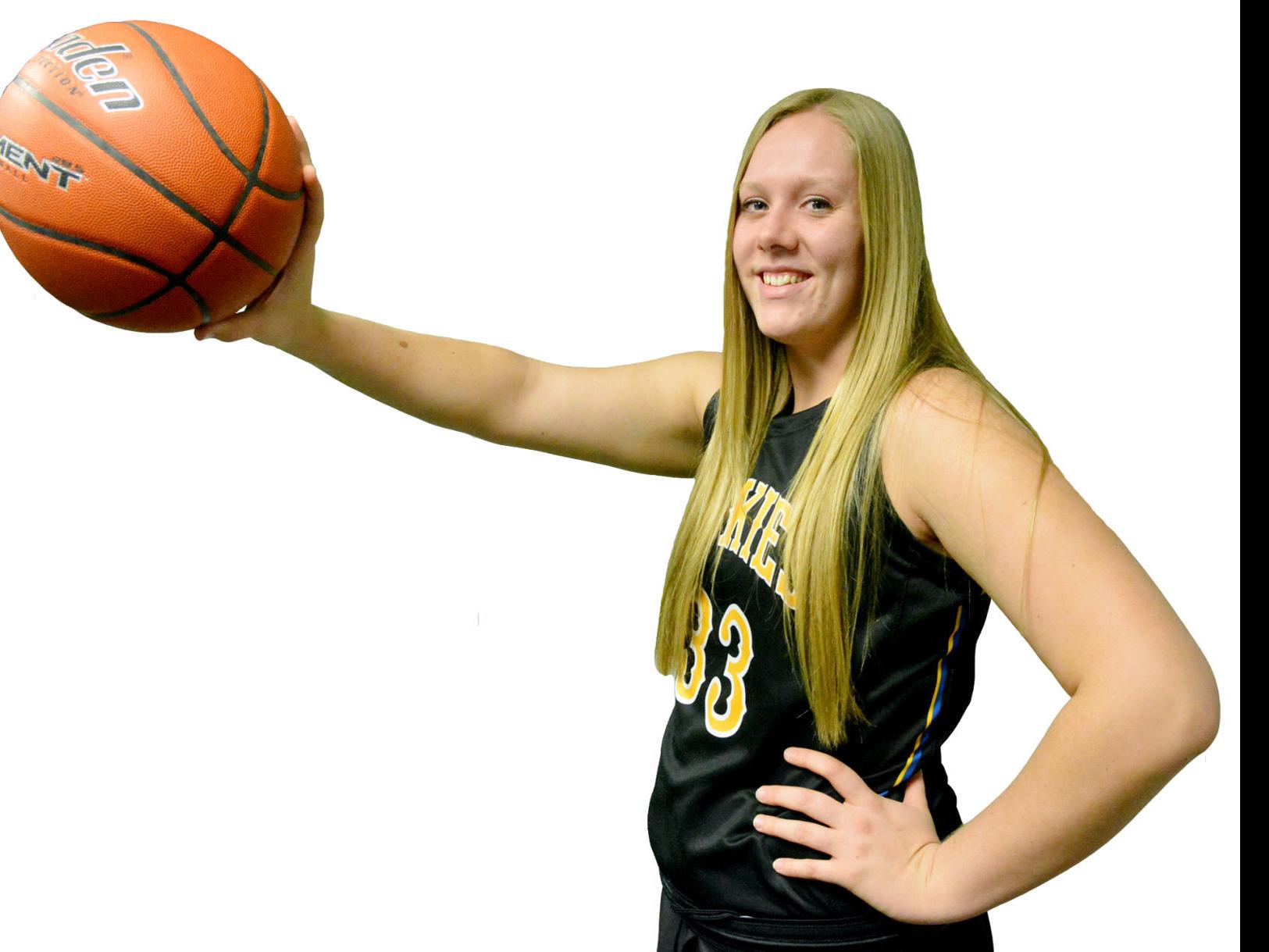 Shelby Rising City S Adams Leads By Example High School