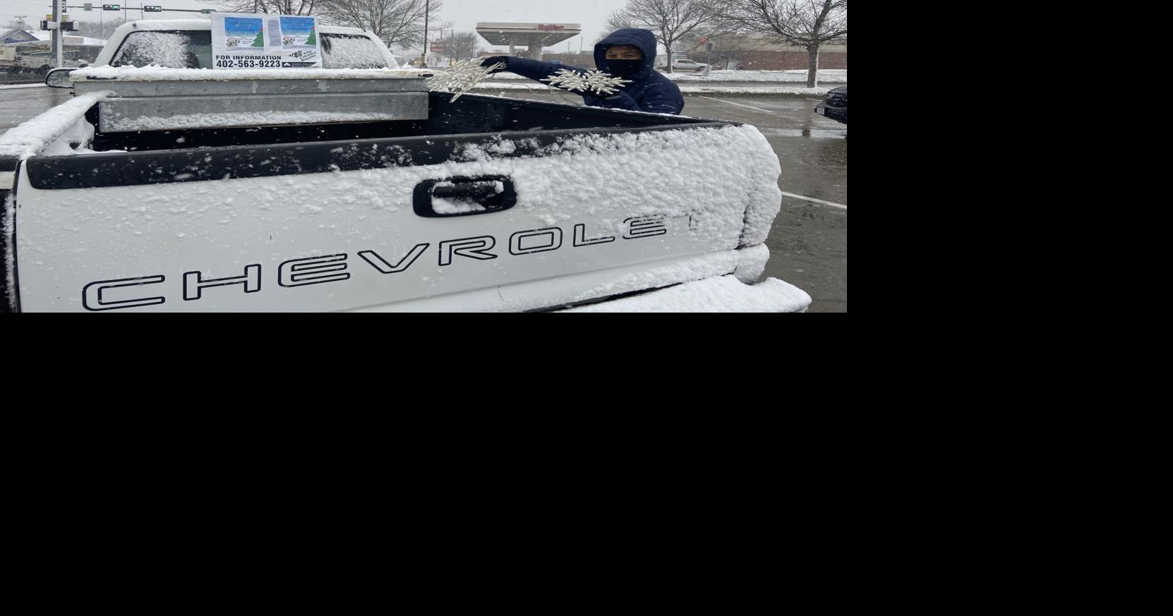 Christmas light recycling program taking place through December