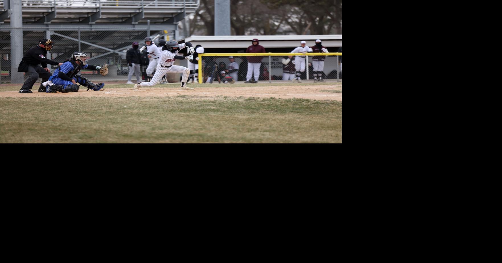 Columbus baseball drops doubleheader to Lincoln East