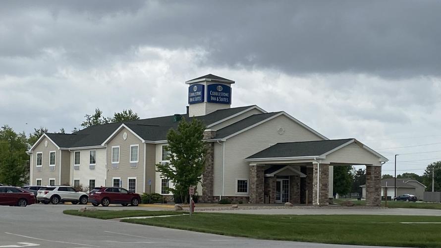 Schuyler Cobblestone Inn & Suites