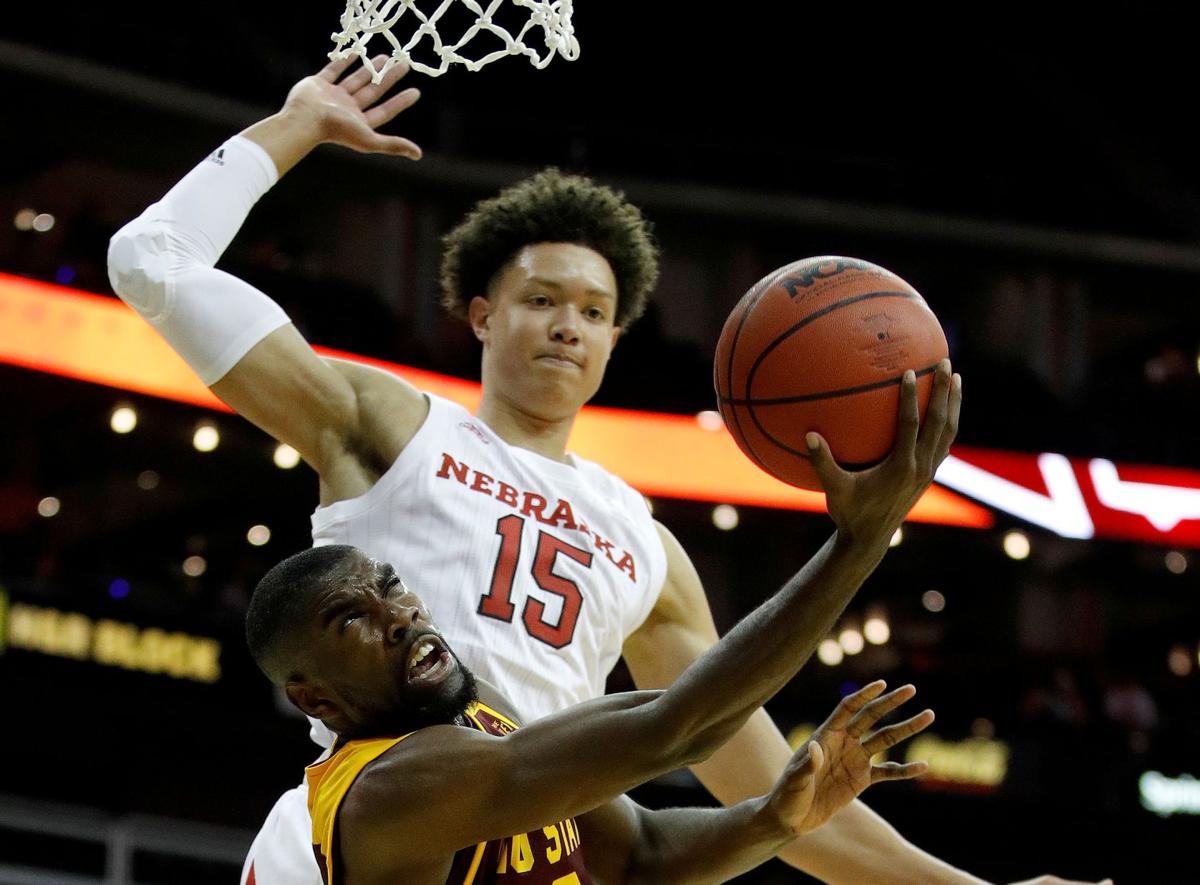 Veterans Play Lead Roles As Huskers Pull Away From Pesky Missouri