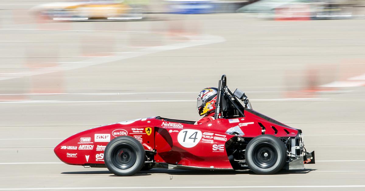 Jet Racing Nebraska Aerospace companies find engineers at Nebraska race
