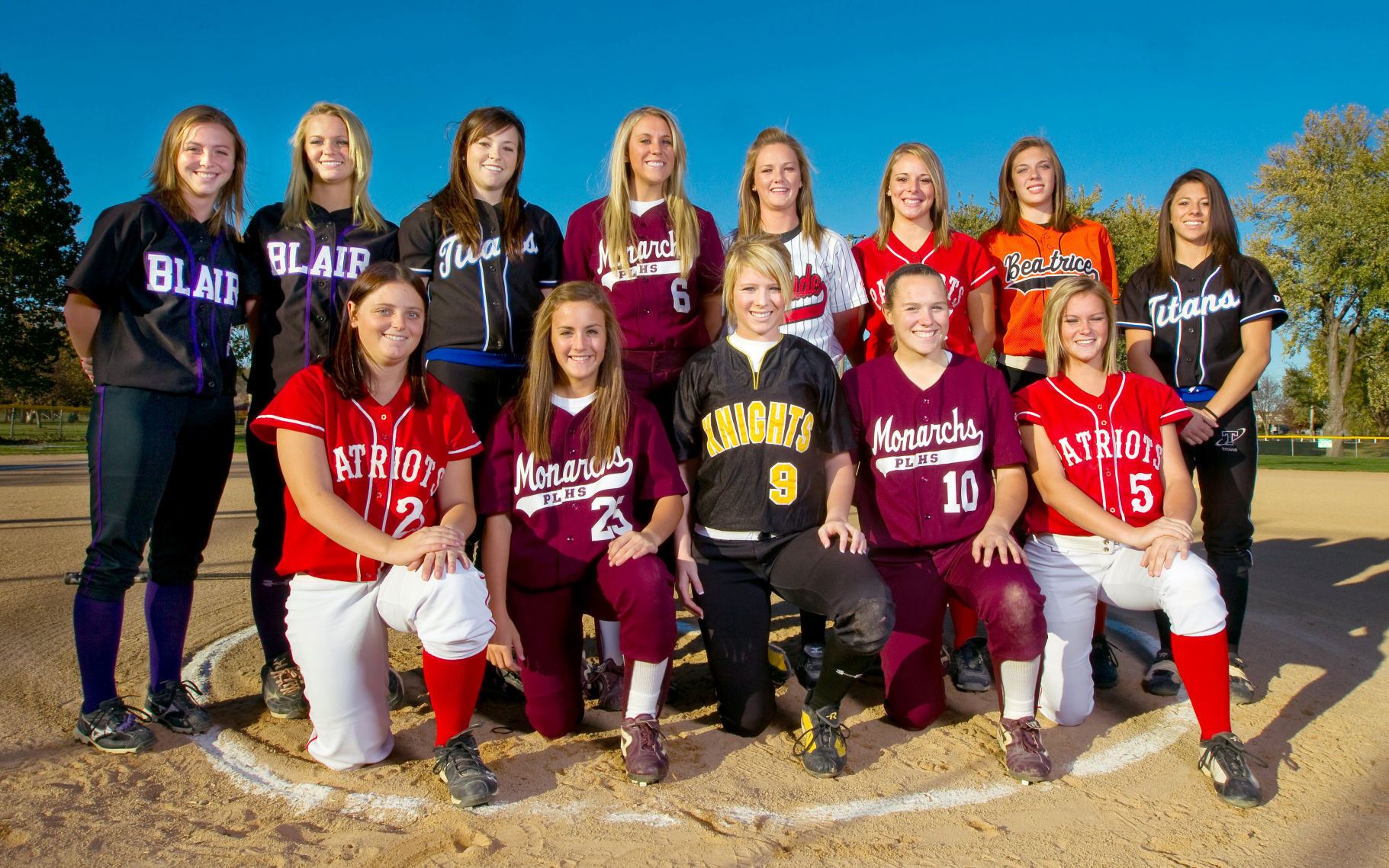 Class A softball Papillion La Vista extends state record streak