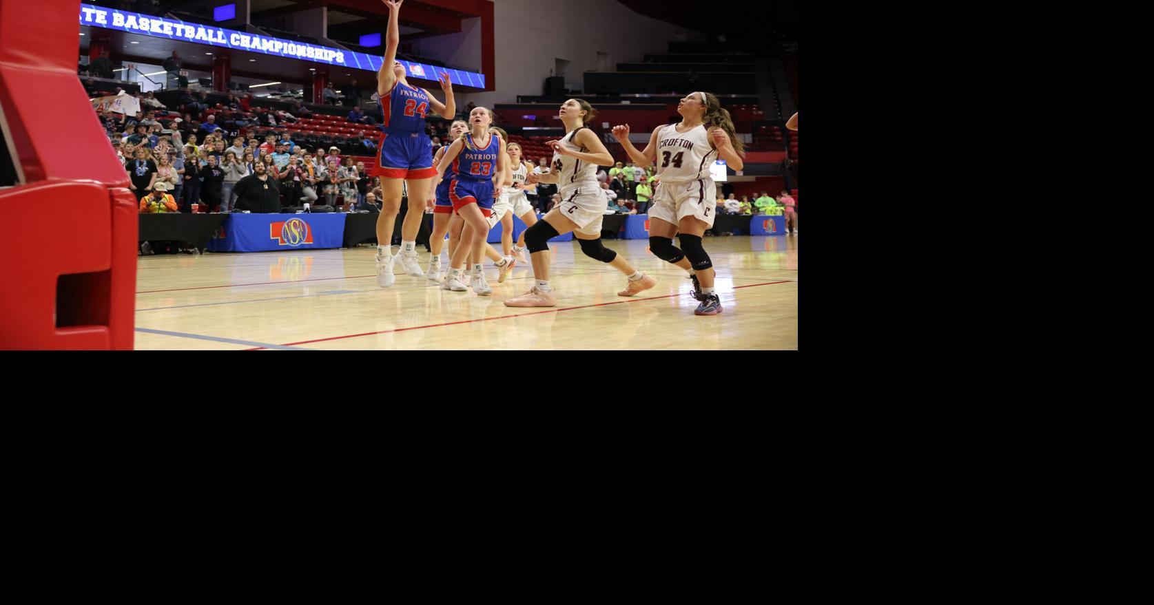 Clarkson/Leigh, Howells-Dodge hoops square off