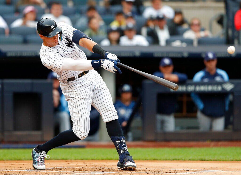 Aaron Judge lost a tooth while celebrating the Yankees' walk-off win 