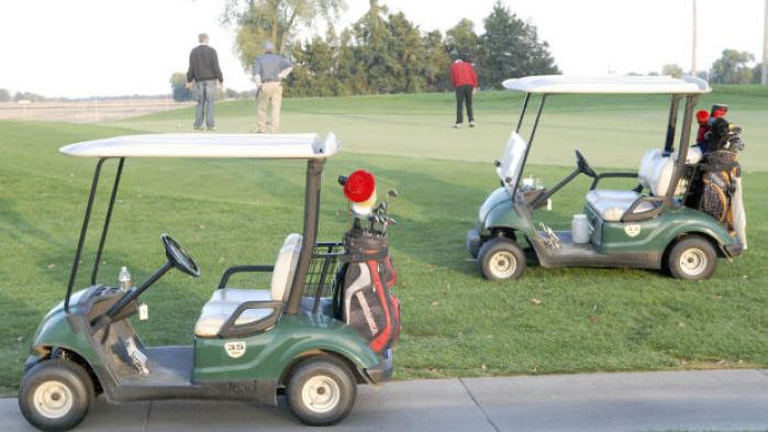 Golf Board Prefers Electric Carts Local Columbustelegram Golf Board Prefers Electric Carts