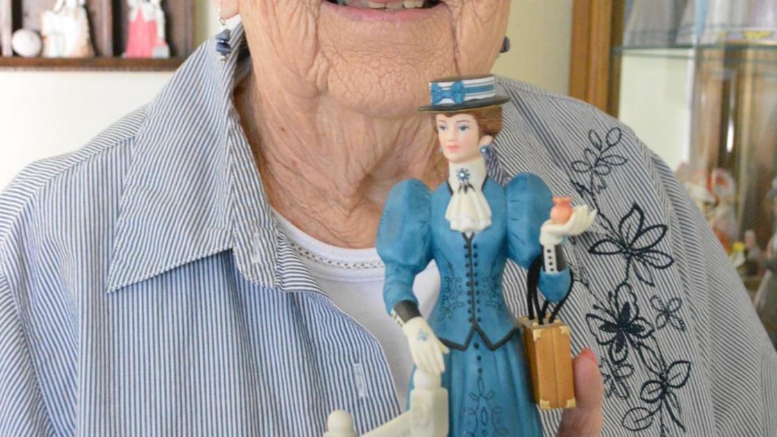 'Avon Lady' still selling at age 93