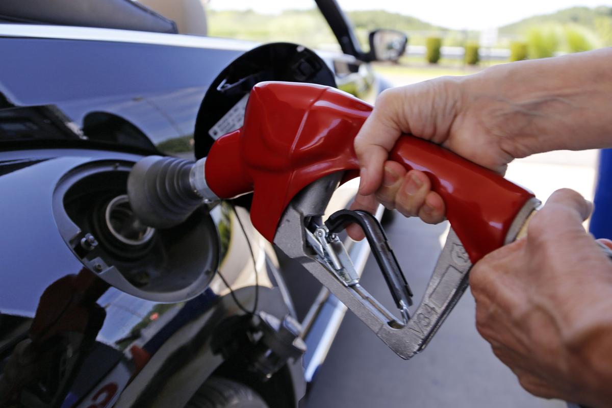nebraska gas price drop is third biggest in us local columbustelegram com the columbus telegram
