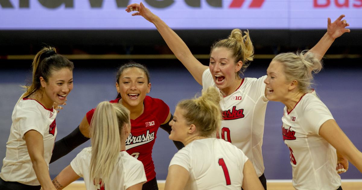 Nebraska Volleyball Faces Major Challenge Against Rettke No 13 Wisconsin Huskers Columbustelegram Com