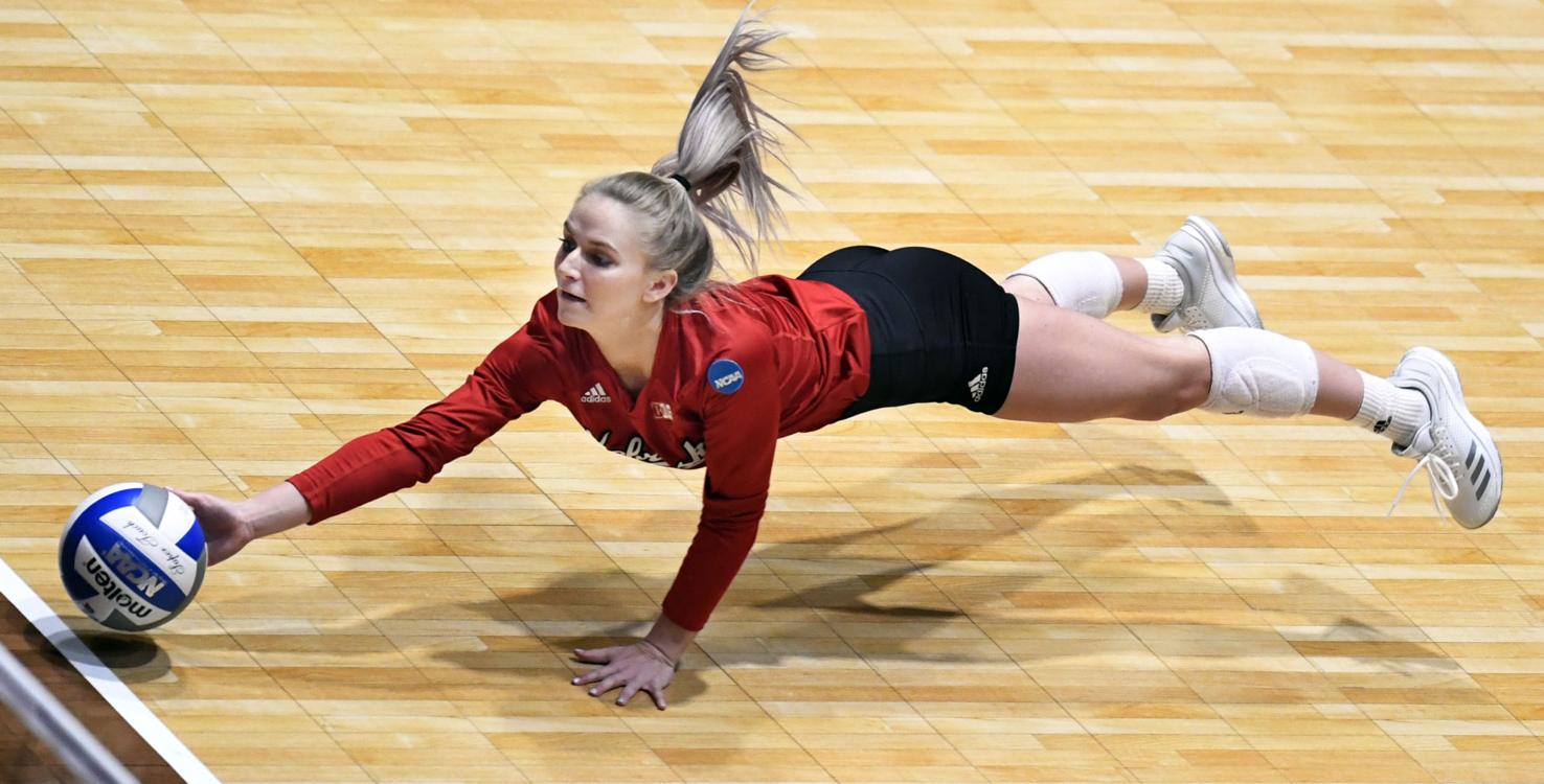 Nebraska volleyball's Miller enters transfer portal