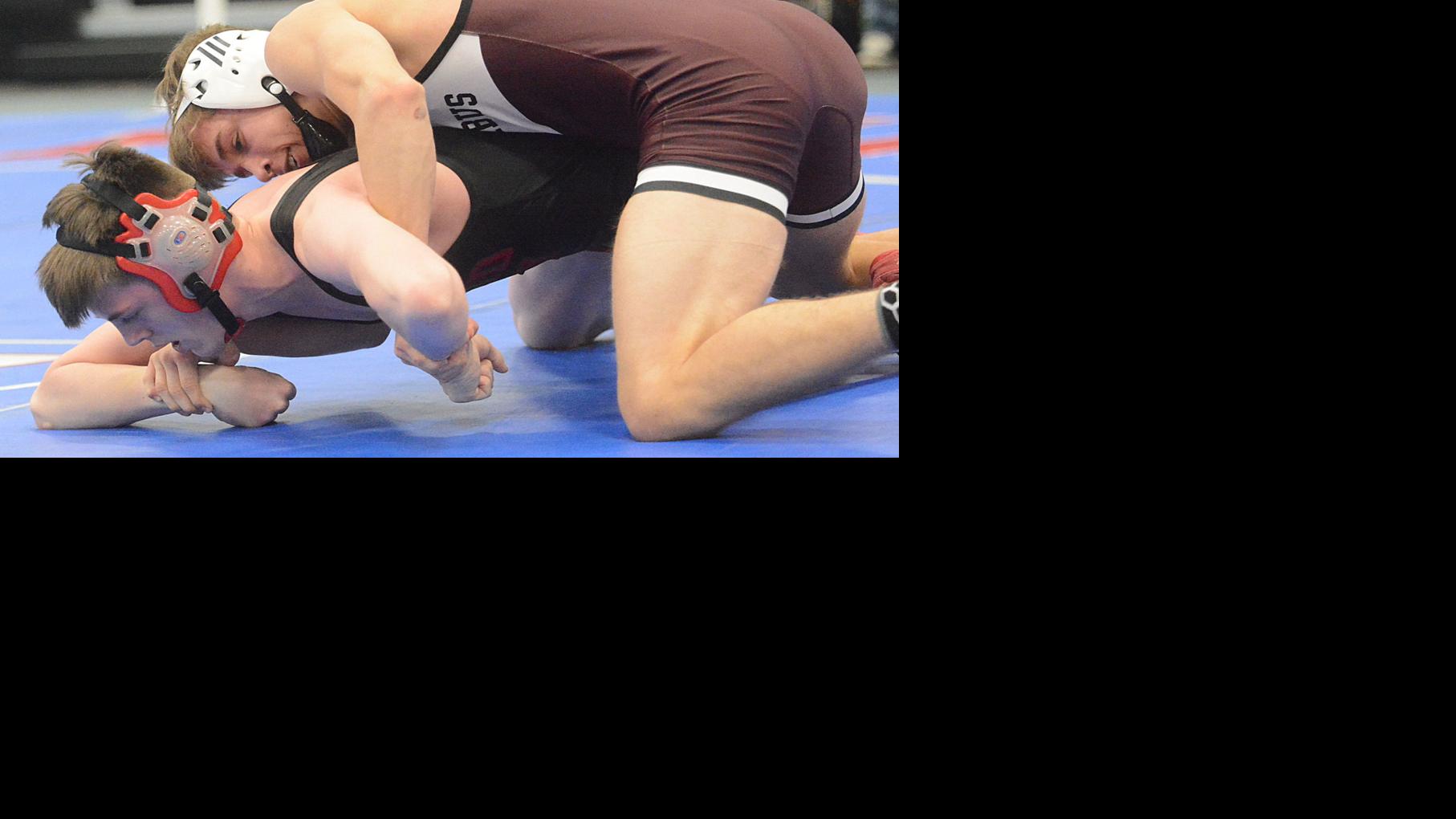 Discoverers unbeaten in Nebraska Duals Wrestling