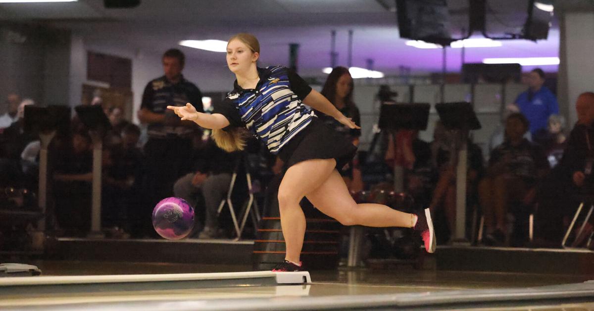 Lizzy Rees Bowling Lakeview bowling prepared for district bowling at home lanes
