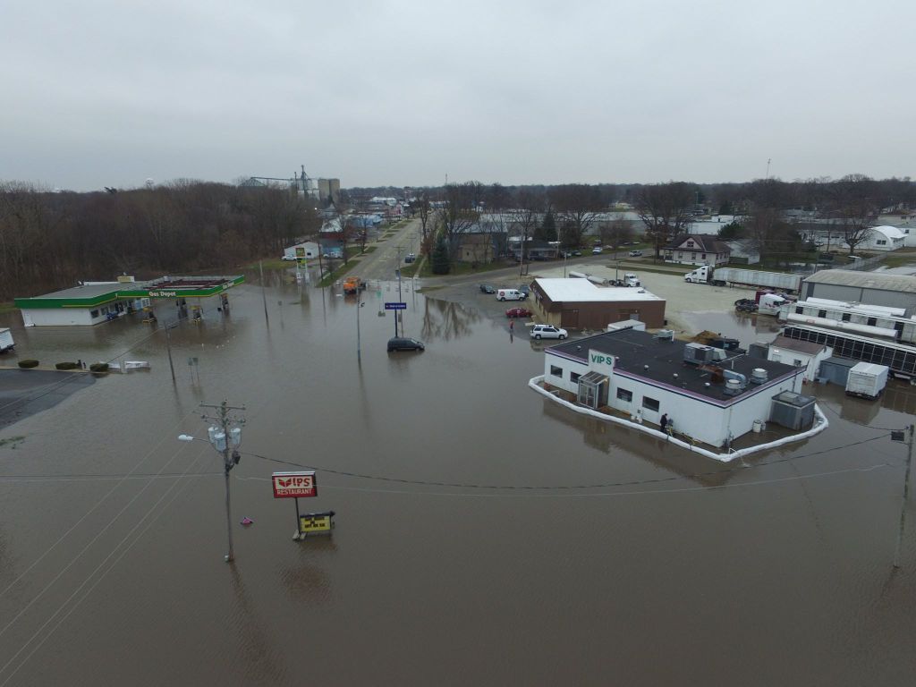 Photos Flood waters devastate Watseka area News