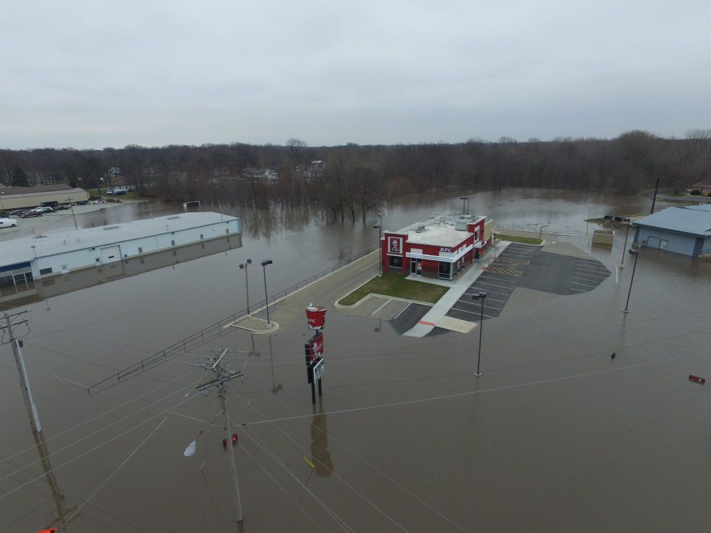 Photos: Flood Waters Devastate Watseka Area | News | Commercial-news.com