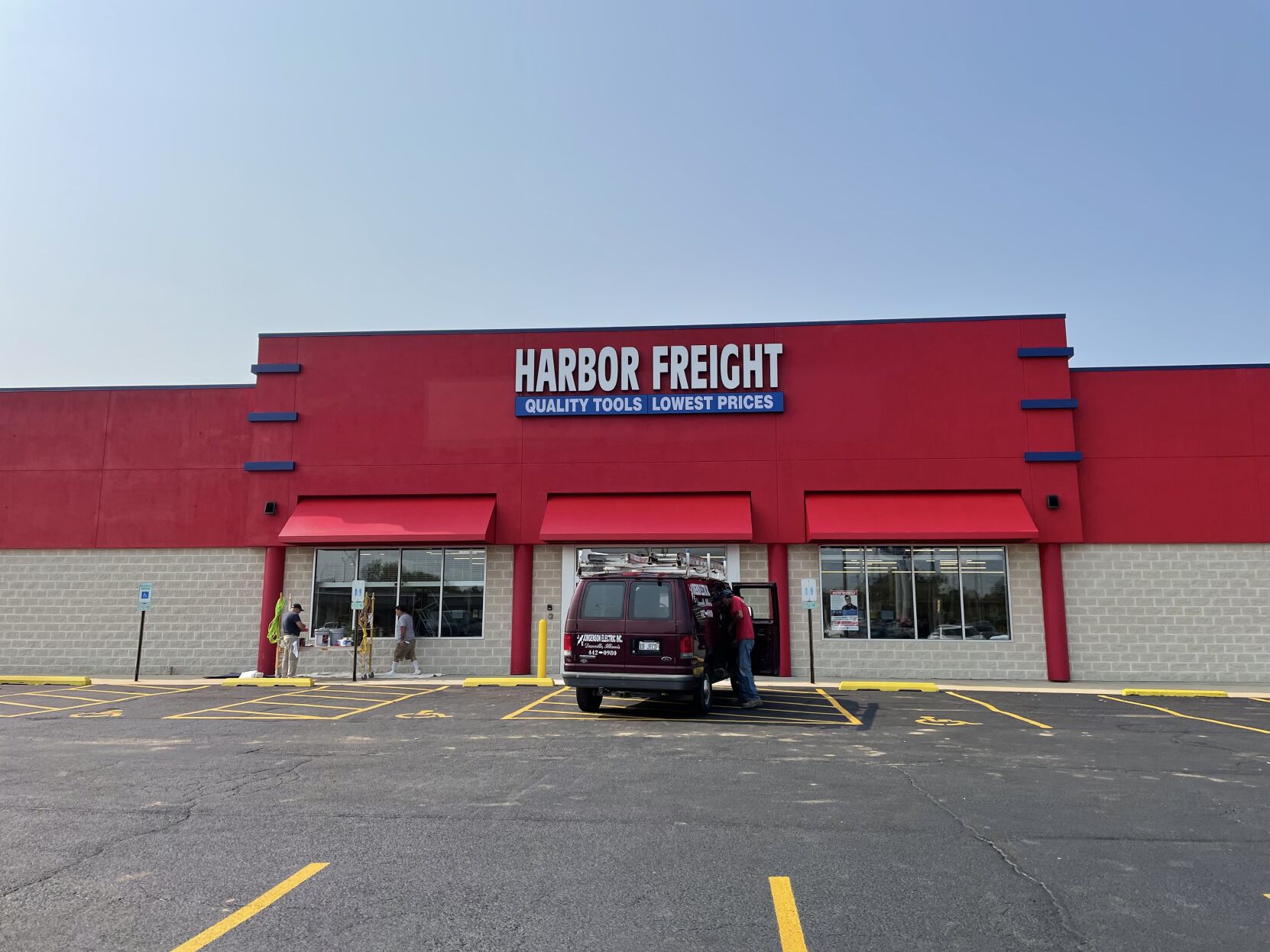 Harbor Freight Tools Now Open | News | Commercial-news.com