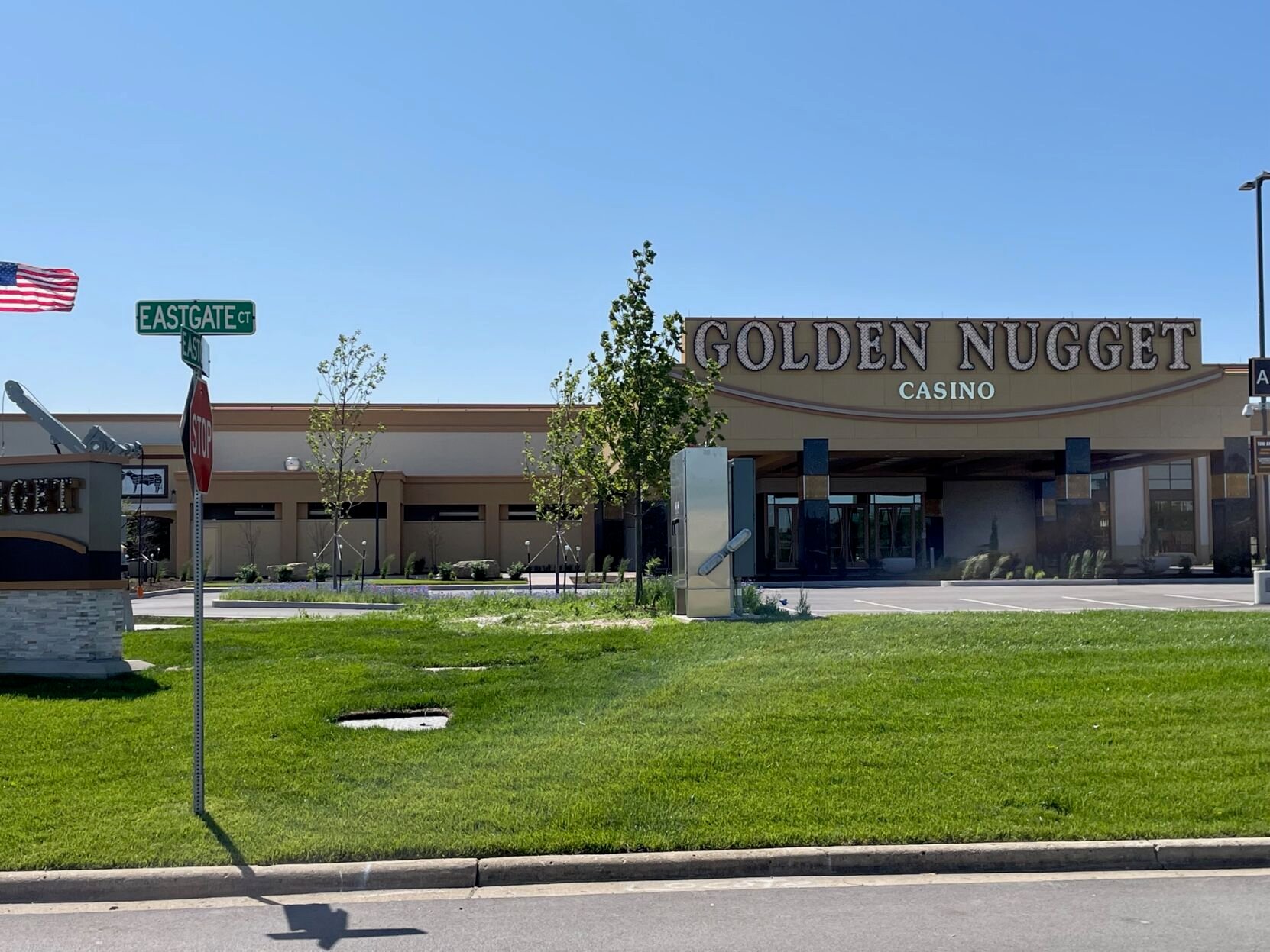 golden nugget danville phone number