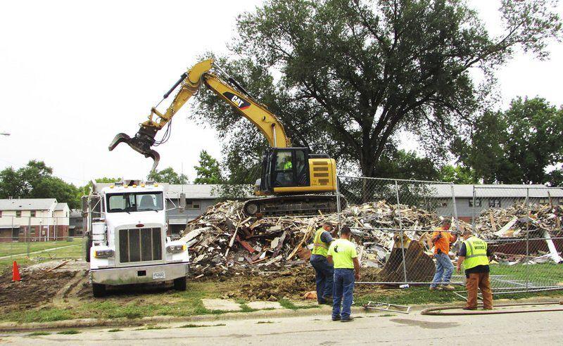 Demolitions Continue At Fair Oaks Local News Commercial News Com
