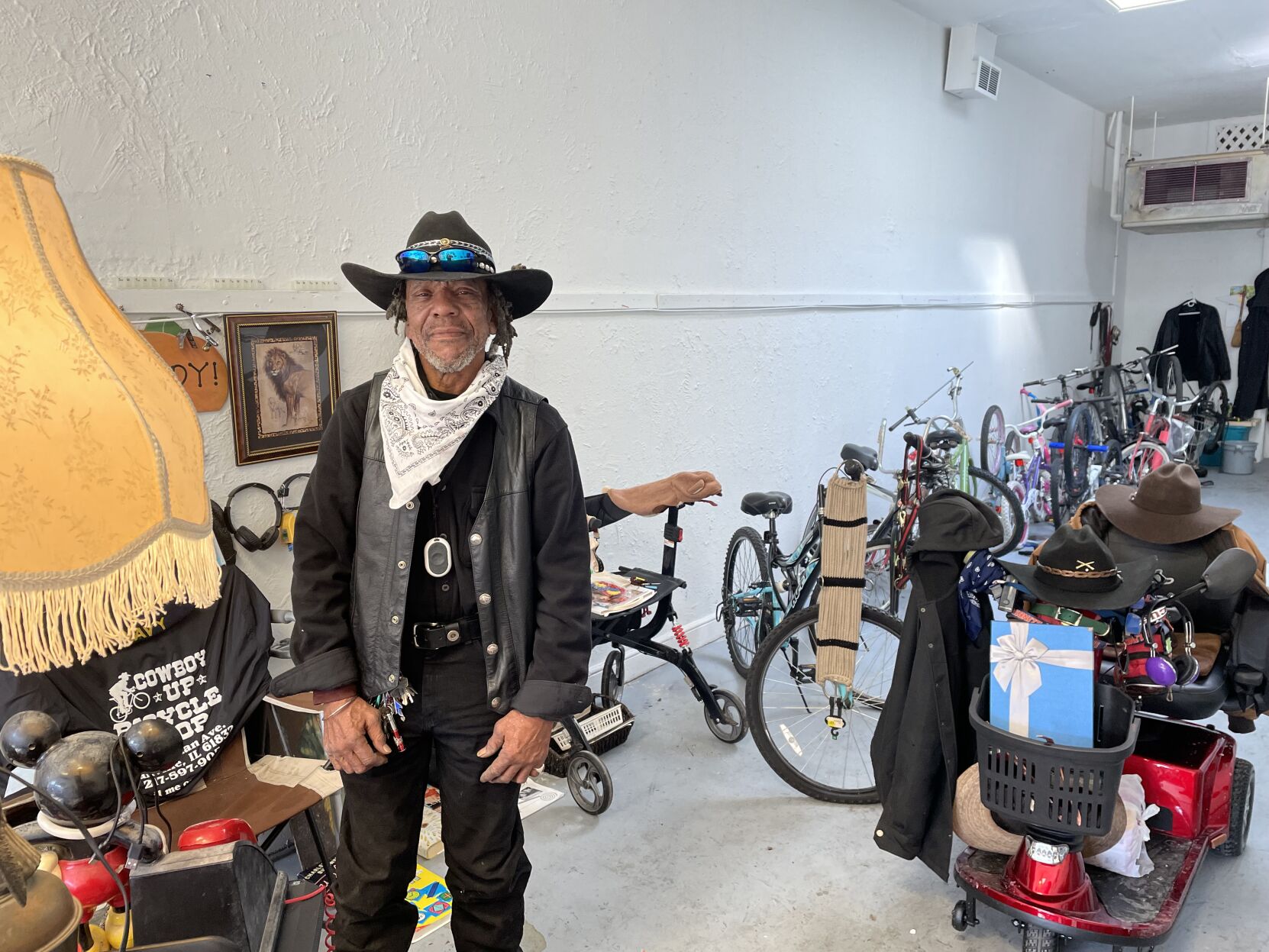 Cowboy discount bike shop