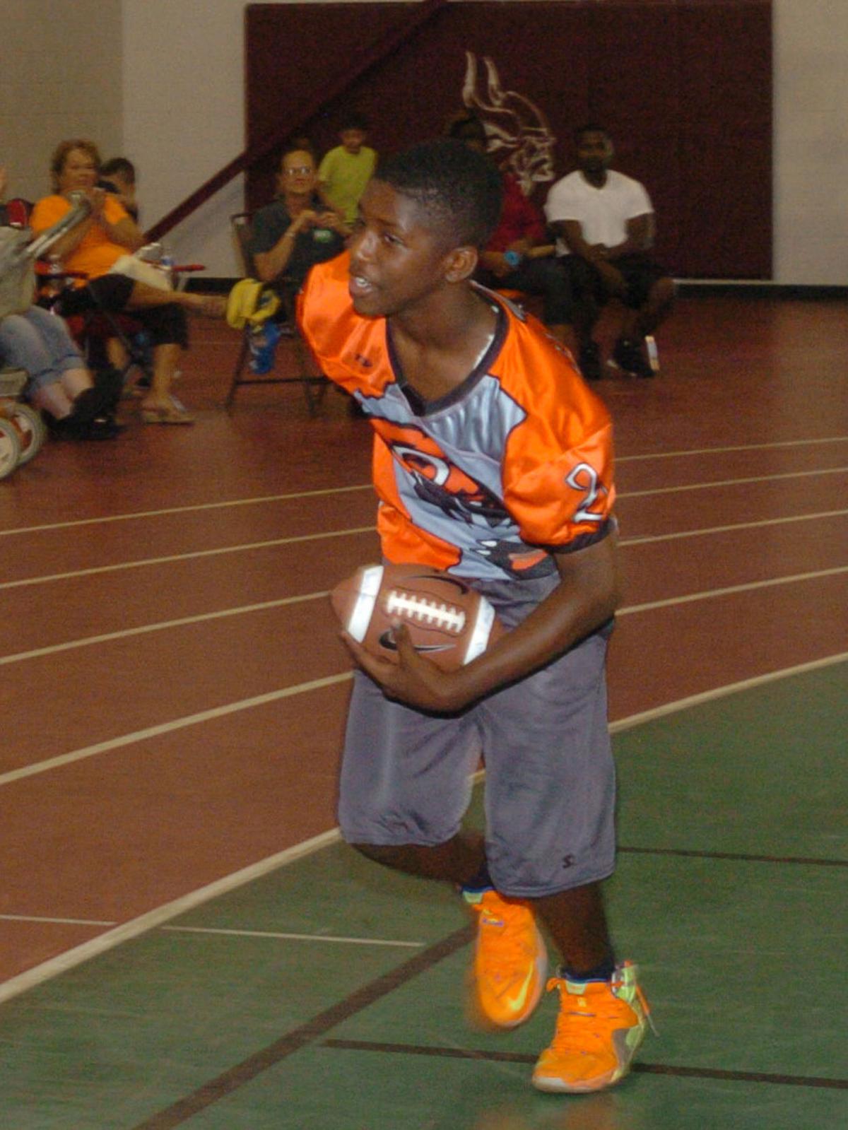 PHOTOS Danville Bears Youth Football Teams head to San Antonio