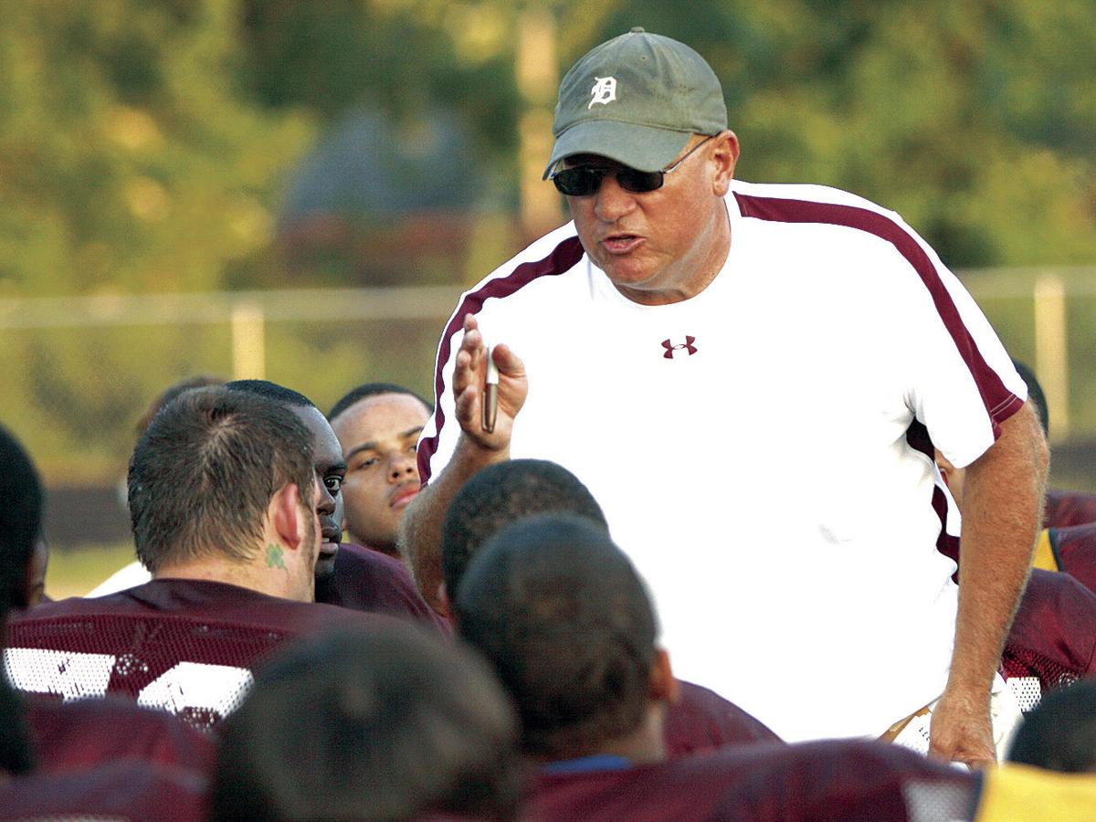 Coach Luke 01