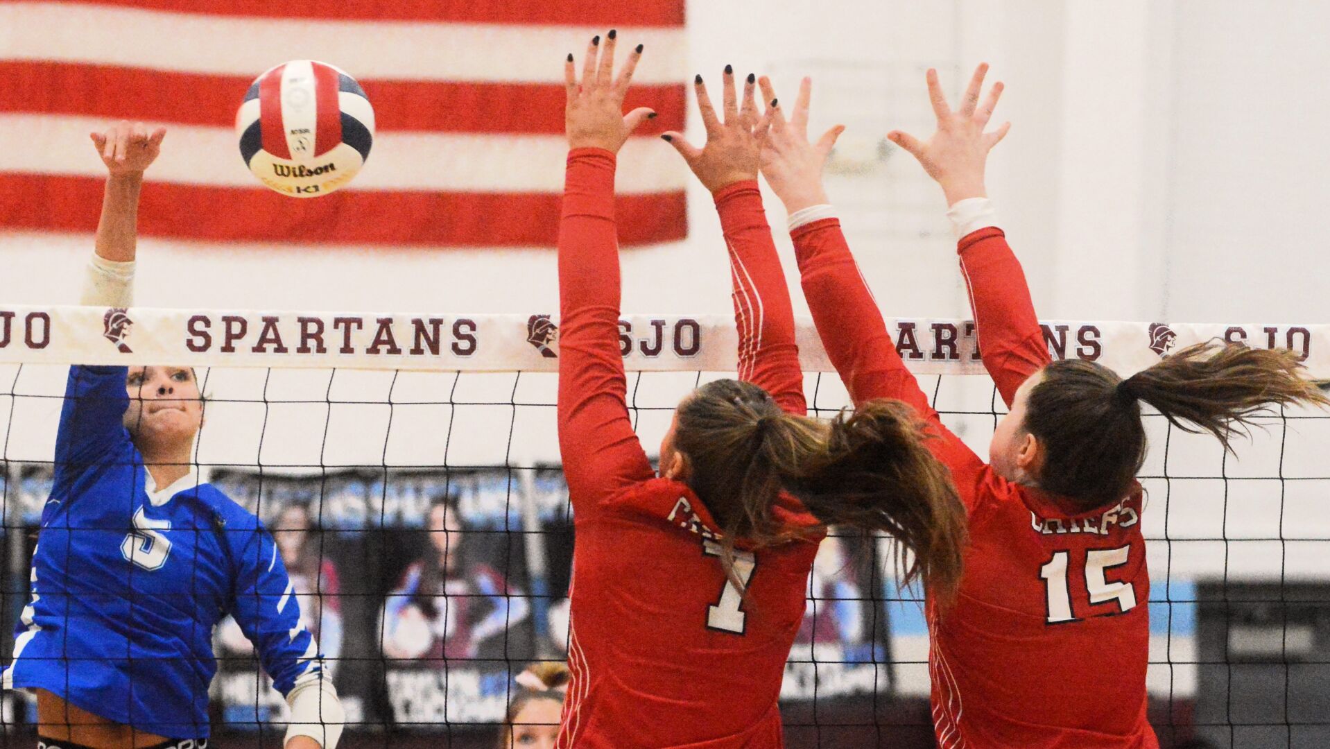 Bismarck-Henning/Rossville-Alvin Volleyball Team Reaches Sectional Finals with Victory over Deer Creek-Mackinaw Chiefs