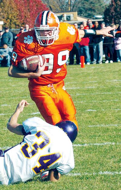 hathaway is reaping his rewards sports commercial news com commercial news