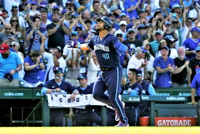 Contreras hits 2-run HR in 8th as Cubs beat Marlins 2-1