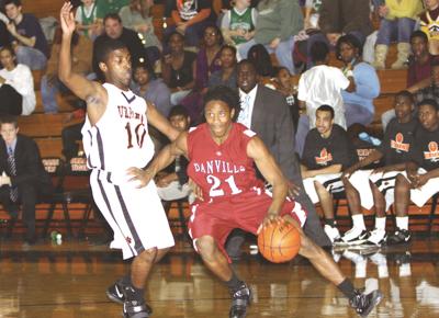 Clark Leads Vikings Past Tigers Sports Commercial News Com