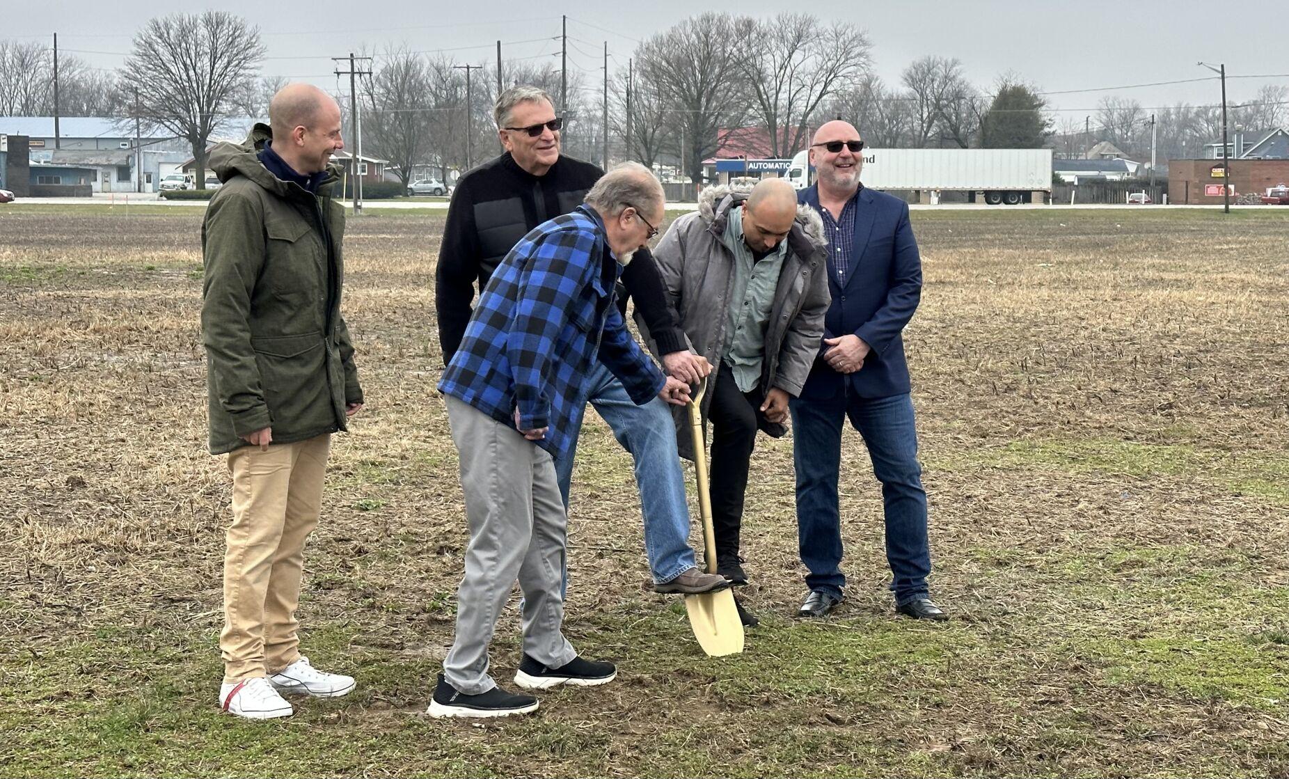 Parkway Dispensary breaks ground in Tilton