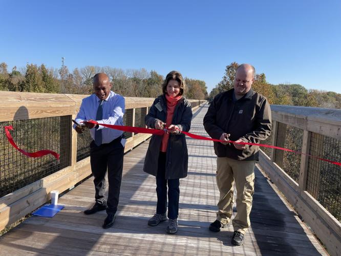 Ribbon cutting celebrates Kickapoo Rail Trail | News | commercial-news.com