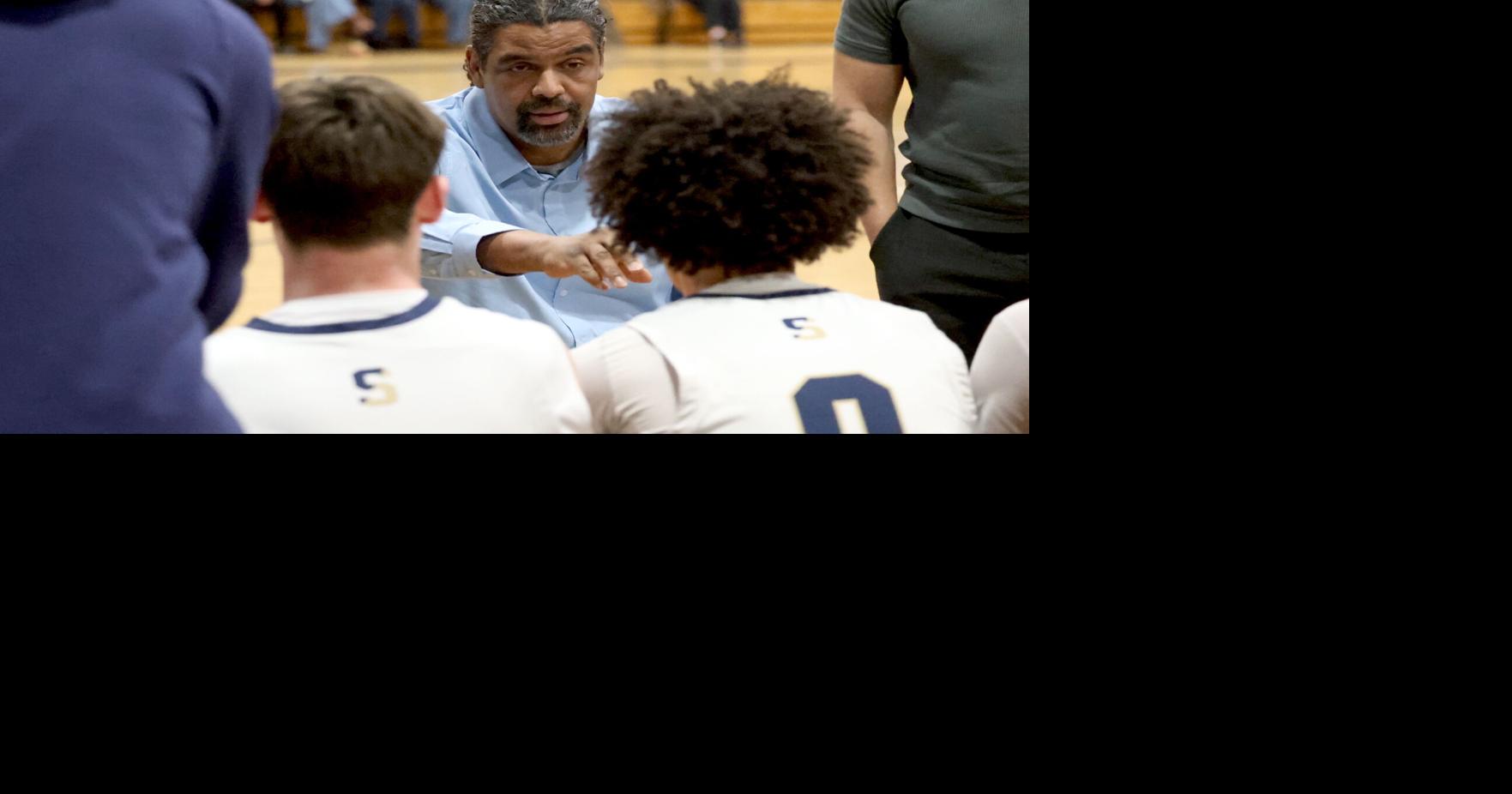 'Everything that you want out of a high school coach': After two decades leading Shrewsbury basketball, Adrian Machado stepping away