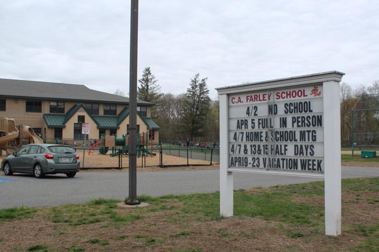 Loaded gun discovered outside Hudson elementary school