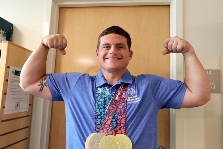 ‘I did it for my dad’: Faced with tragedy, Grafton powerlifter wins gold at national Special Olympics competition