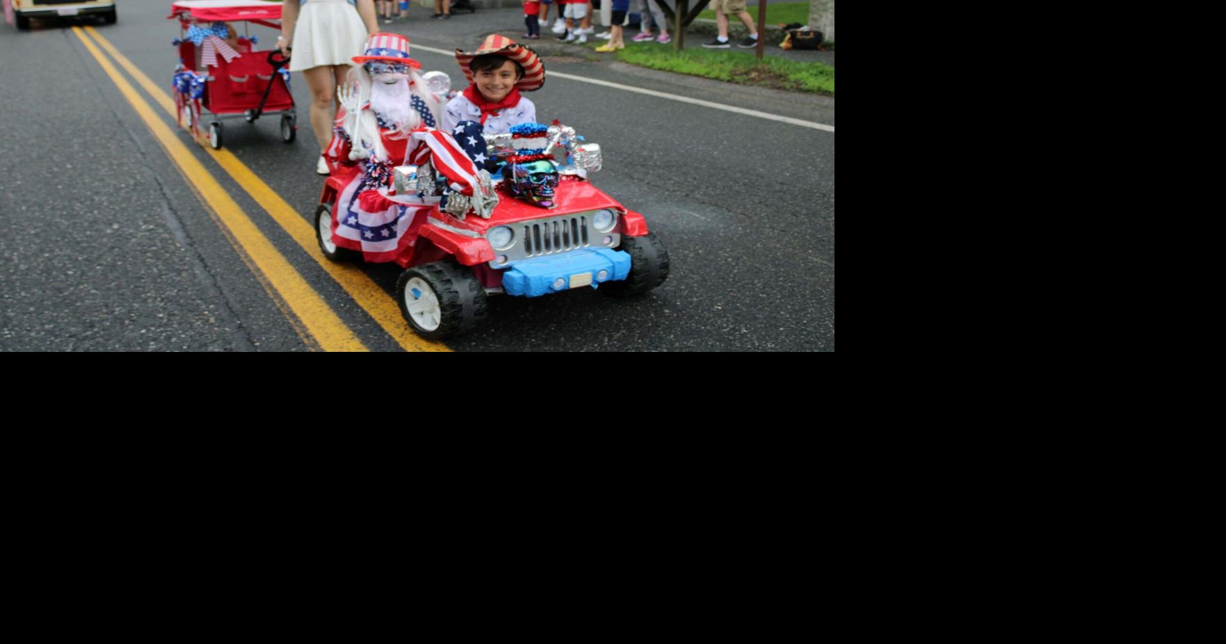 Grafton parade goes 4th, despite the rain | Grafton | communityadvocate.com