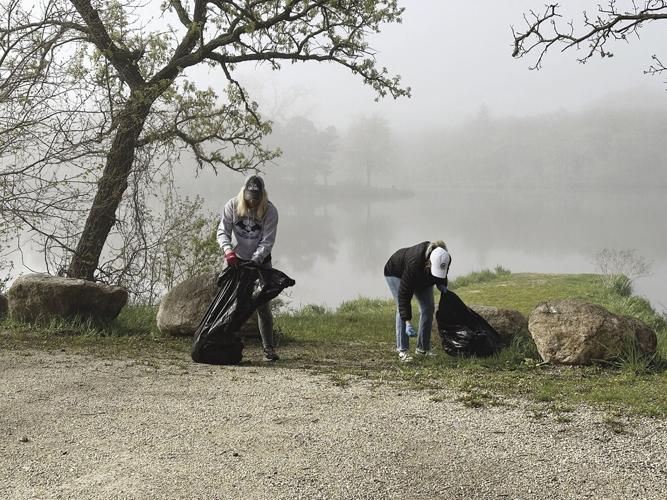 United Way Day of Caring Oelwein Daily Register