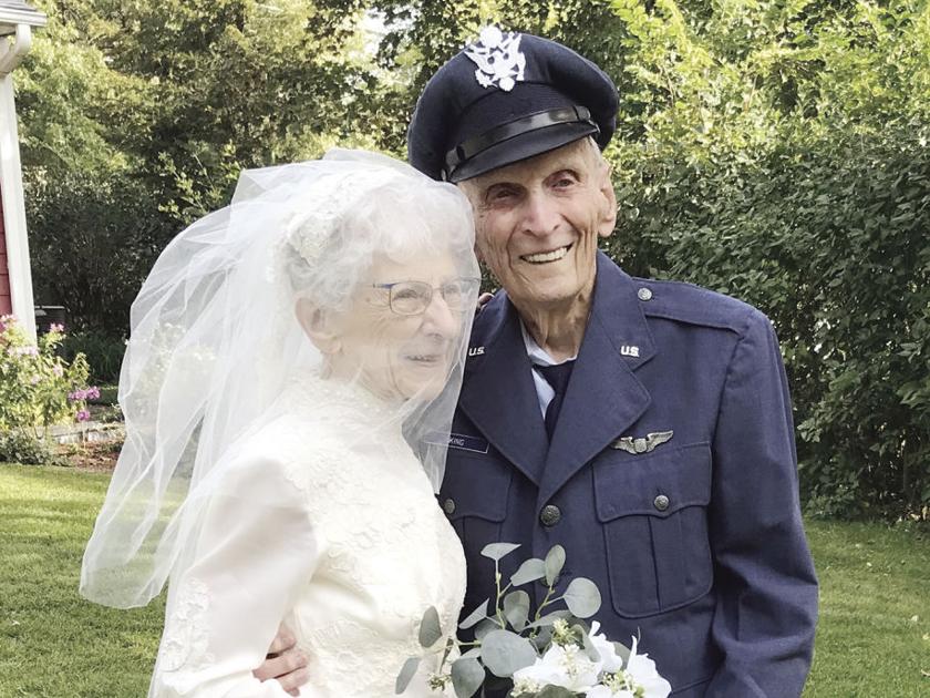 To love and to cherish: Kings celebrate 77th wedding anniversary with  outdoor photo session | Oelwein Daily Register | communitynewspapergroup.com