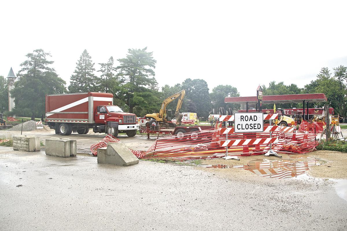 Bremer Construction Leads To Parking Lot Problem Waverly Barricade At Neighborhood Closet