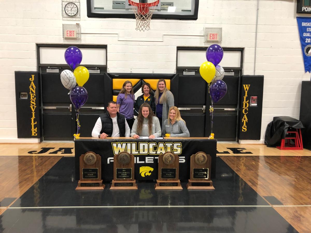 Pair Of Wildcats Sign With Lipscomb Indian Hills Cc Waverly