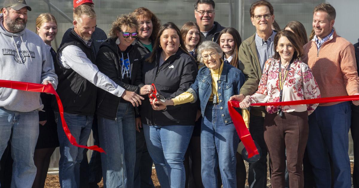 Ffa Ribbion CPU FFA Greenhouse Ribbon Cutting | Content | communitynewspapergroup.com