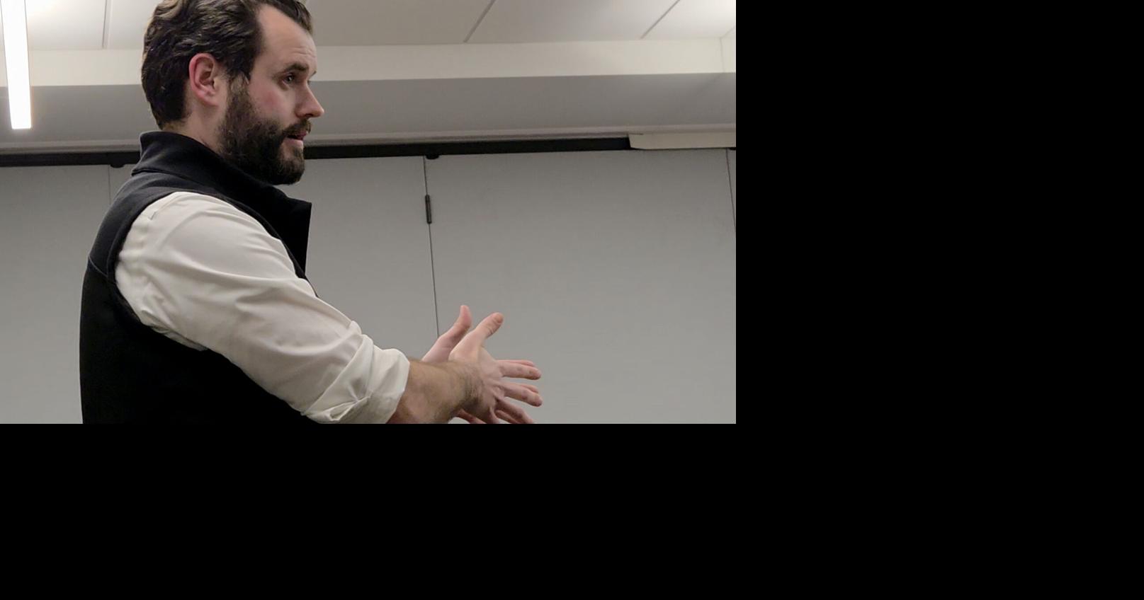 U.S. Senate candidate Wahls speaks to 80 people in Waverly