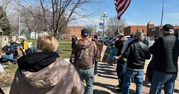 Benton County Residents Join Nation-Wide No Kings Protest