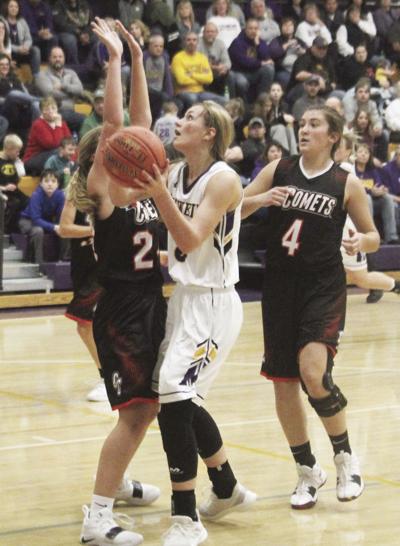 Oelwein S Drew Becker Compiles Impressive Basketball Numbers