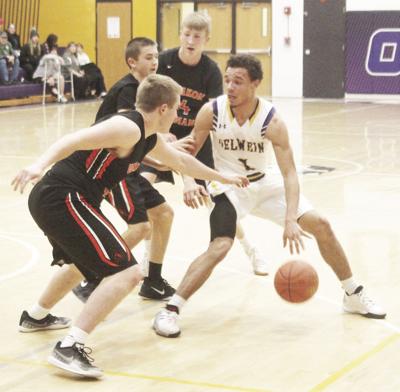Oelwein S Dom Robertson Makes All Neic Basketball First Team