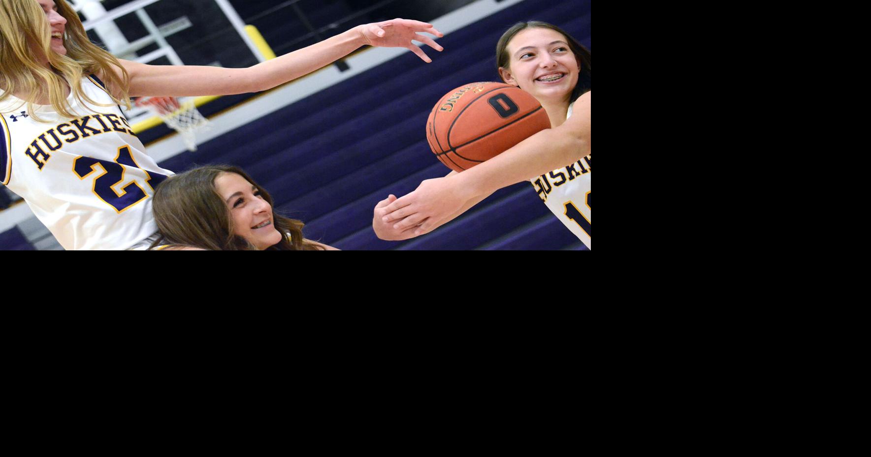 Photos Winter sports photo day follies Oelwein Daily Register